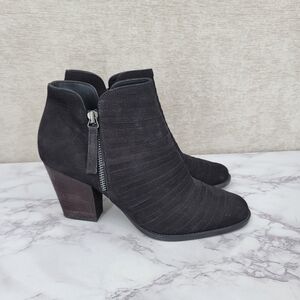 Paul Green Malibu Sliced Nubuck Zip Women's Black Ankle Booties Boots